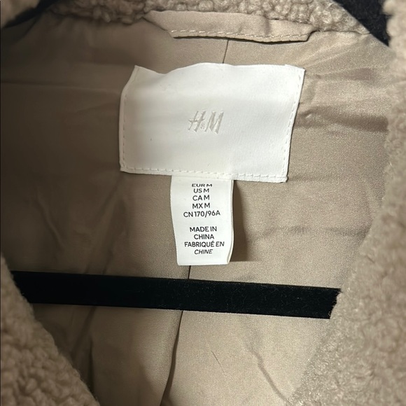 H&M Beige Sherpa Jacket - Picture 2 of 4
